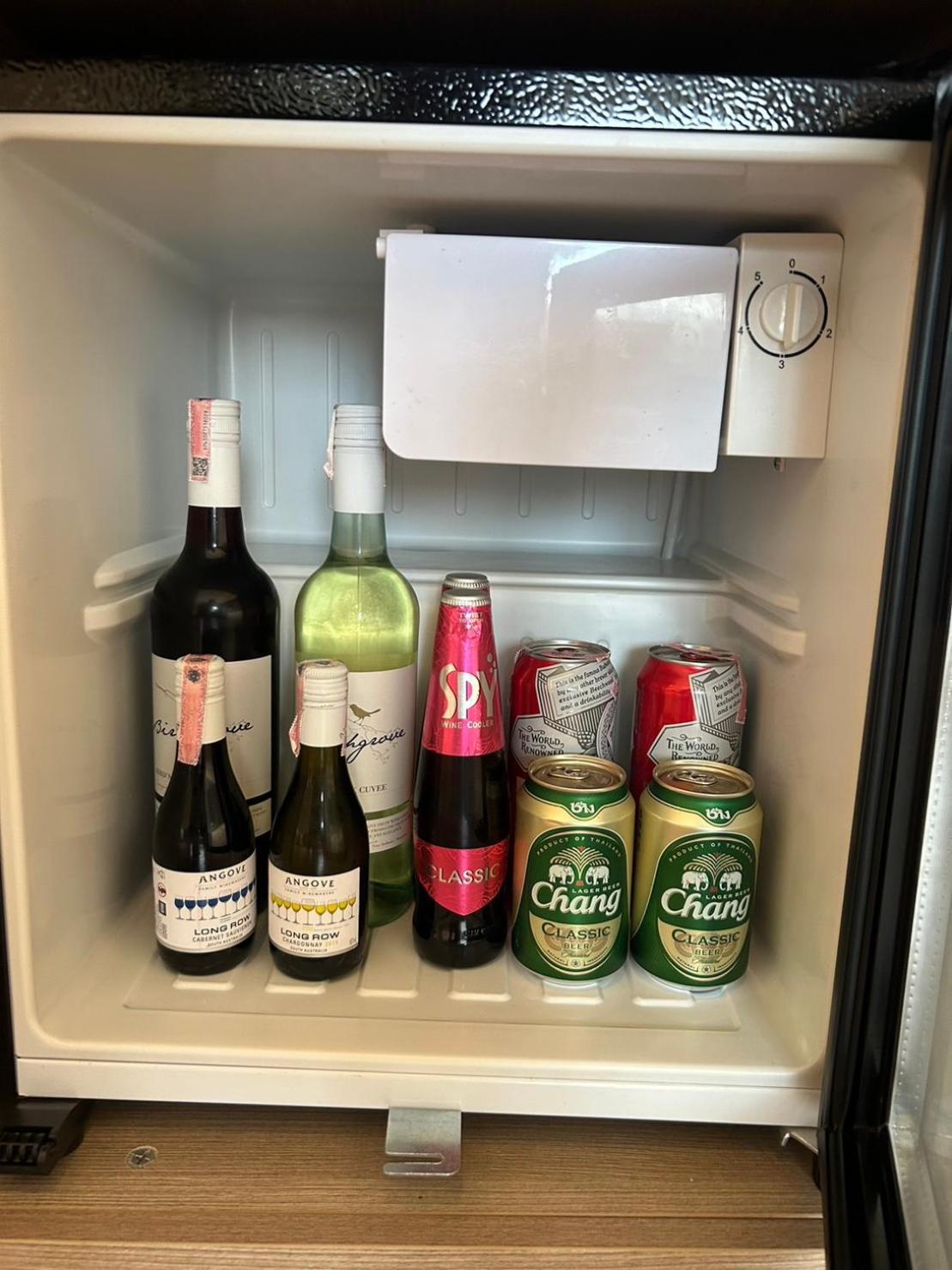 芭堤雅海湾微风一号酒店 芭達亞 外观 照片