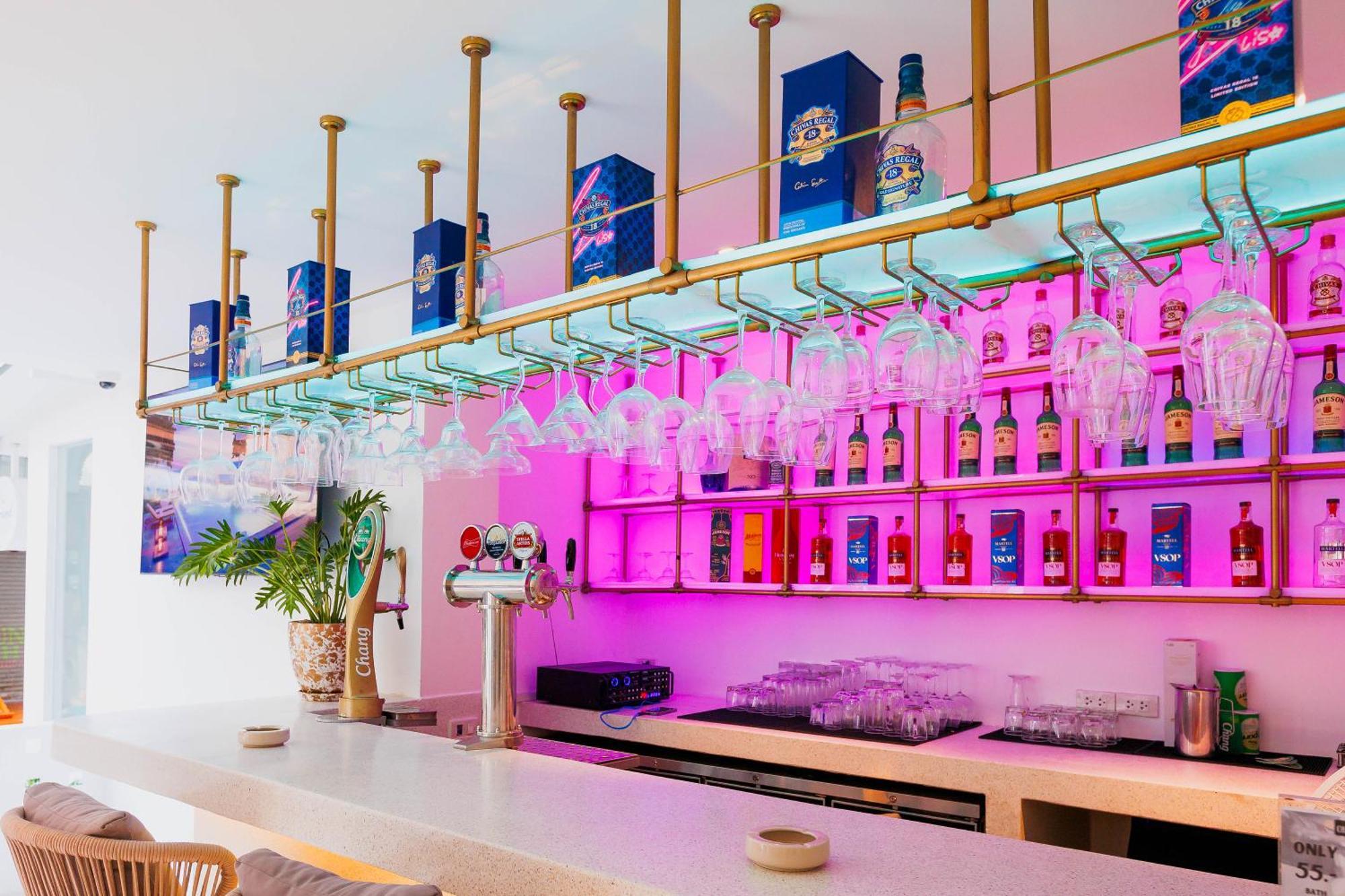 芭堤雅海湾微风一号酒店 芭達亞 外观 照片